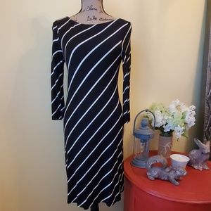 NWOT Lily Dress